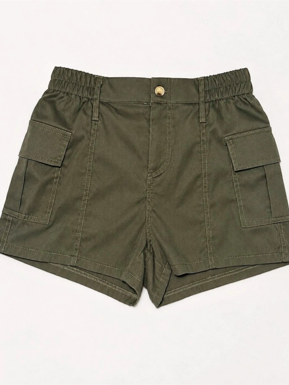 SHEIN women’s olive green cargo shorts in size Medium / US 6